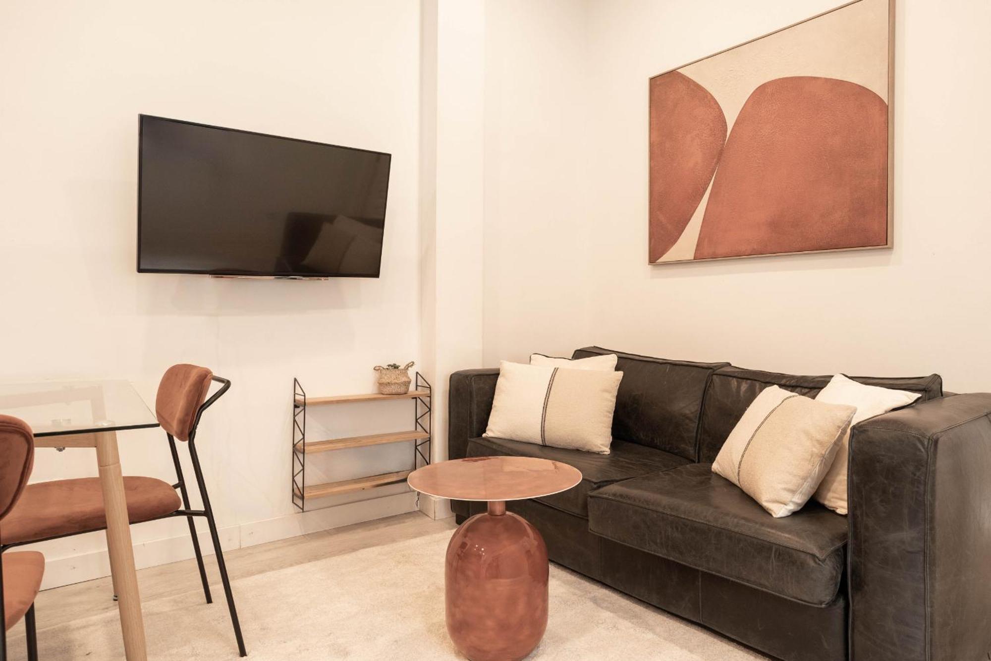 Apartamento Gran Via En Madrid — Fotos 1